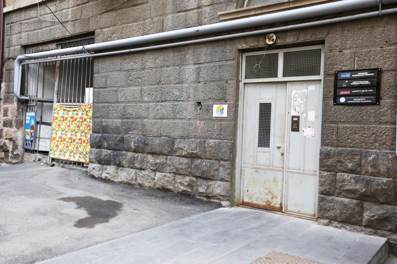 Byron Hostel Erywań Zewnętrze zdjęcie