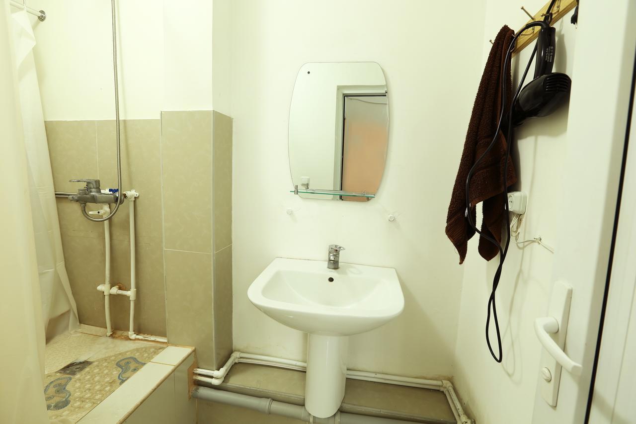 Byron Hostel Erywań Zewnętrze zdjęcie
