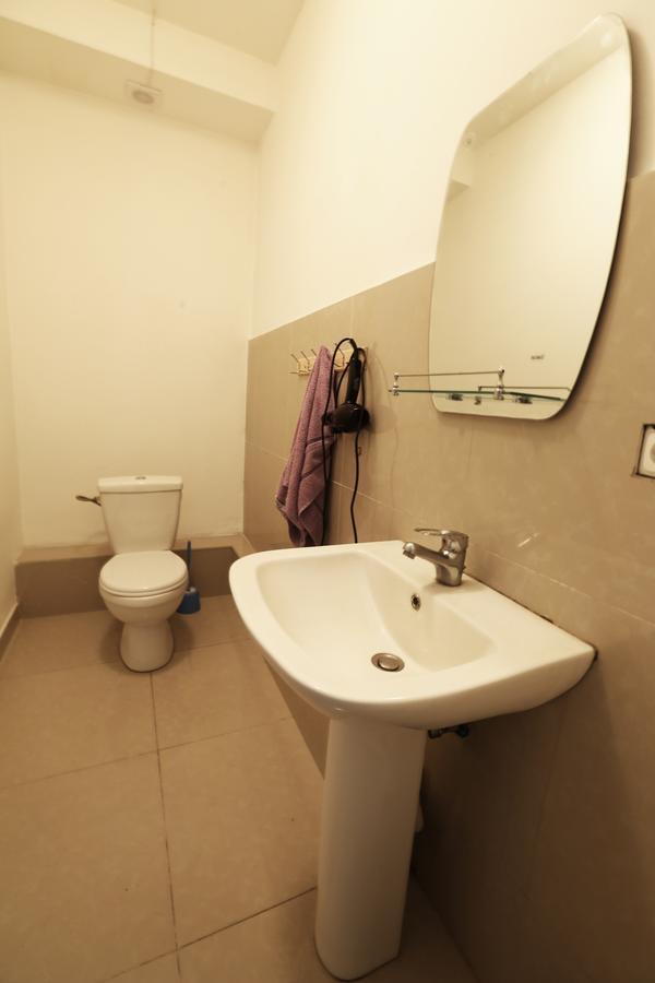 Byron Hostel Erywań Zewnętrze zdjęcie