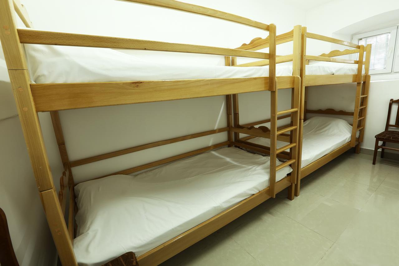 Byron Hostel Erywań Zewnętrze zdjęcie
