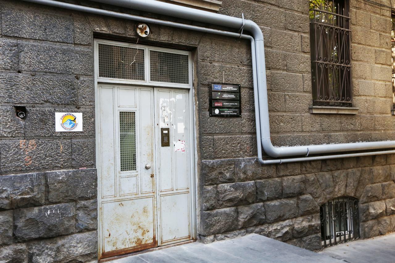 Byron Hostel Erywań Zewnętrze zdjęcie